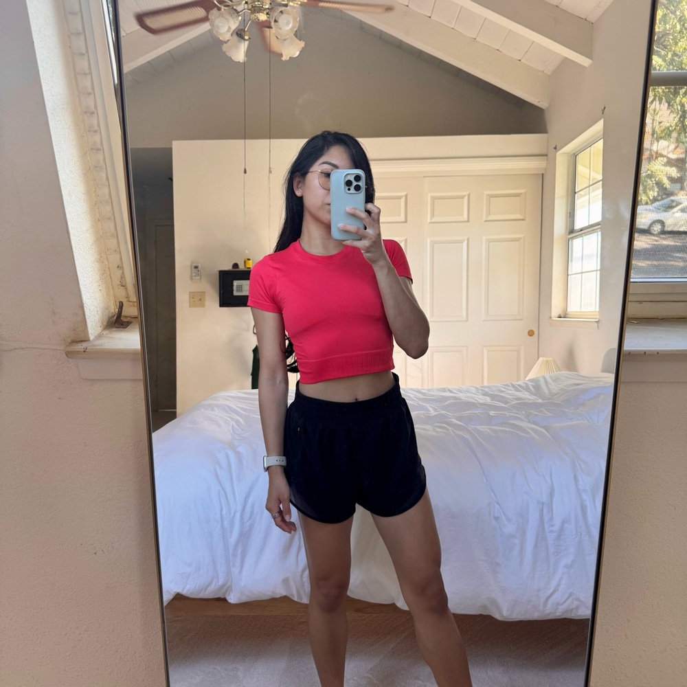 All in Motion Red Seamless Crop Tee